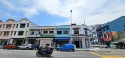 Sims Avenue (D14), Shop House #486364221
